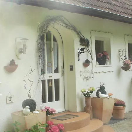 Quarto em Acomodações Particulares Gaestezimmer Im Haus Am Wald